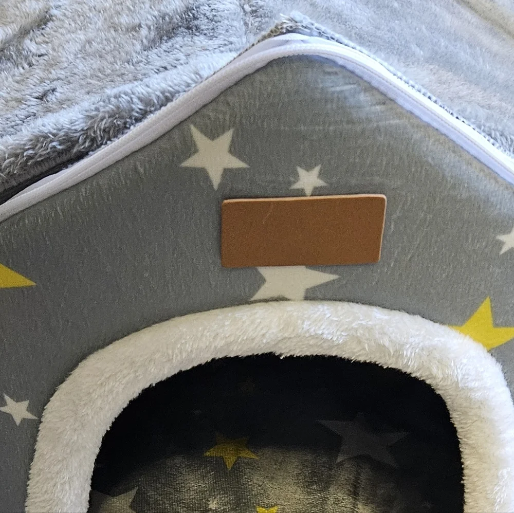 Gray Starry Pet House Never Used. Dogs Or Cats. Zipper Together. Folds Down